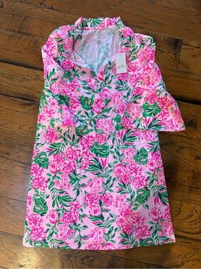 Lilly Pulitzer NWT pink knit dress
Conch Shell Pink Koala La La